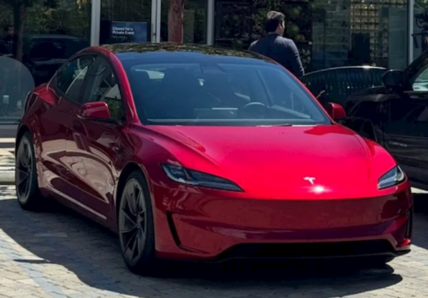 全新特斯拉Model 3高性能版上市在即：部分动力细节曝光！-第1张图片